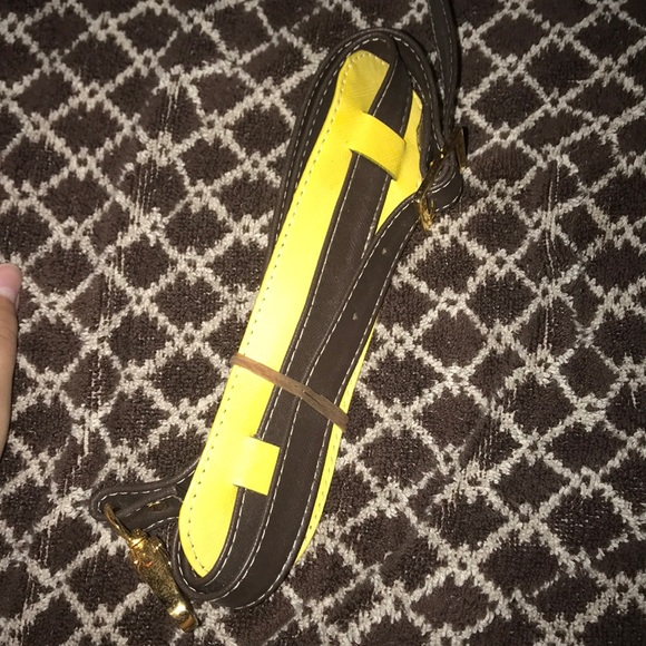 CLAUDIA G LEATHER HANDBAG - Picture 13 of 14